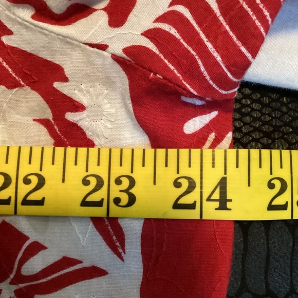 Kim Rogers Red and White floral, Plus Size 18W (2X) - Picture 6 of 7